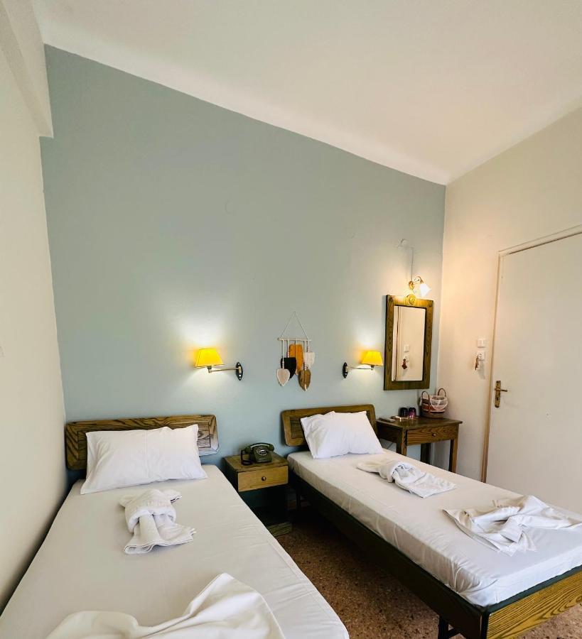 Ancora Hotel 포로스타운 외부 사진