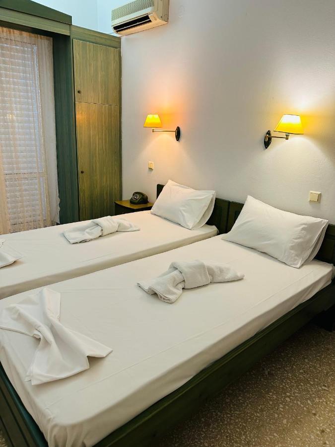 Ancora Hotel 포로스타운 외부 사진