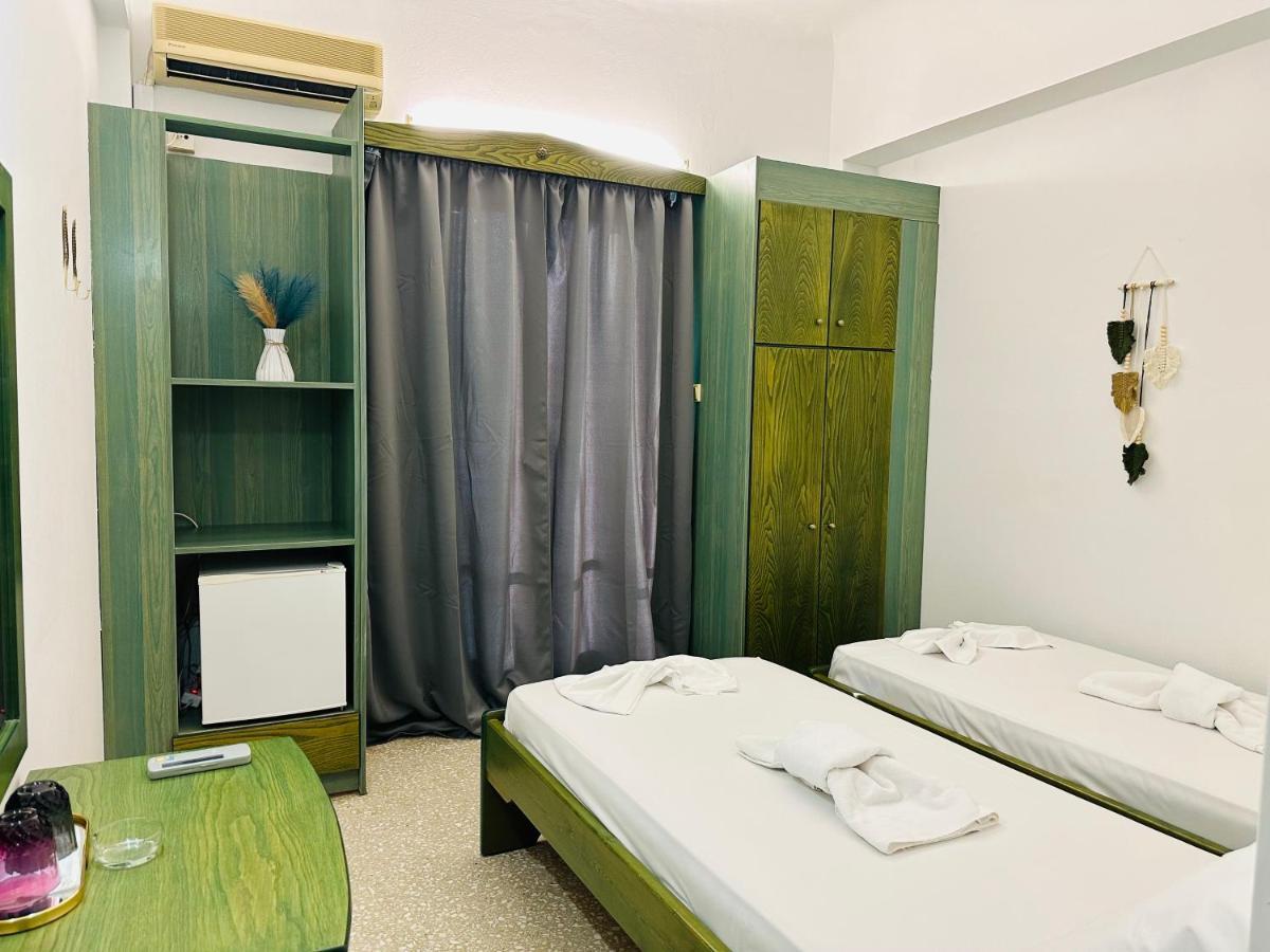 Ancora Hotel 포로스타운 외부 사진